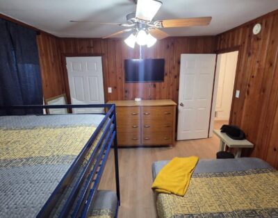 2 Br/ 1 Ba -With Abundant Parking-Southaven